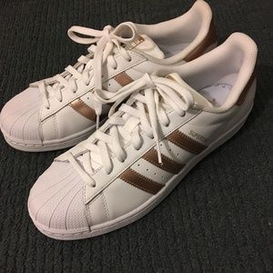 Adidas Superstar Sneakers